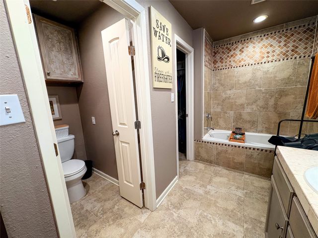 420 Sessums Road, Springtown, TX 76082