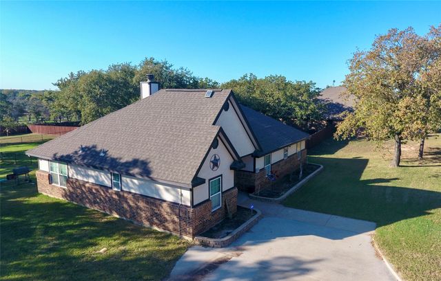 420 Sessums Road, Springtown, TX 76082