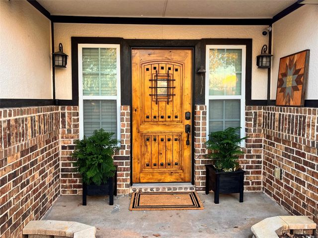 420 Sessums Road, Springtown, TX 76082