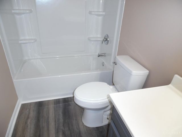 1613 Kenway Place, Middletown, OH 45044