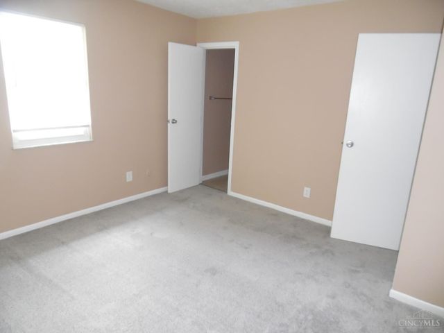 1613 Kenway Place, Middletown, OH 45044