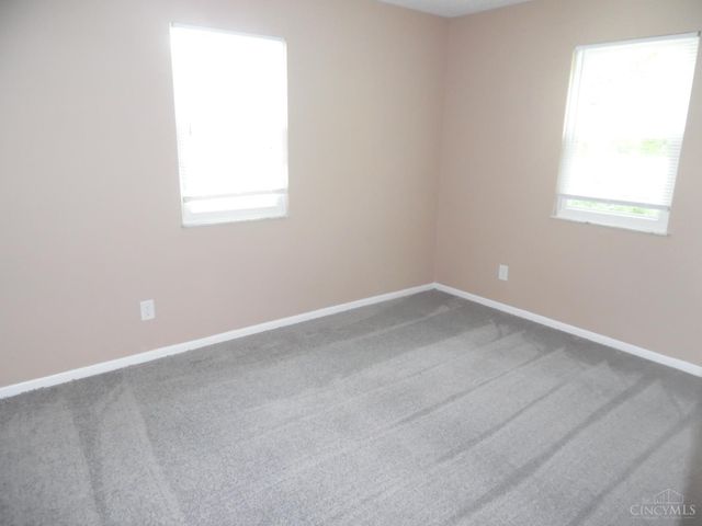 1613 Kenway Place, Middletown, OH 45044