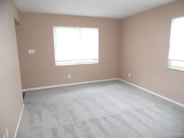 1613 Kenway Place, Middletown, OH 45044