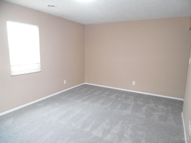 1613 Kenway Place, Middletown, OH 45044