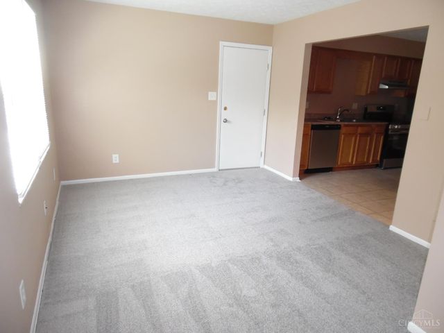 1613 Kenway Place, Middletown, OH 45044