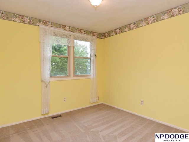 12616 Shirley Street, Omaha, NE 68144