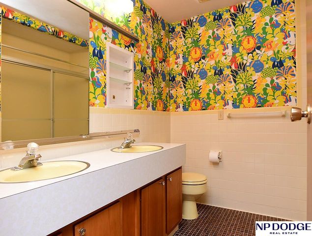 12616 Shirley Street, Omaha, NE 68144