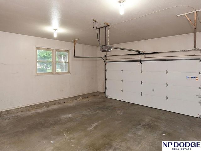 12616 Shirley Street, Omaha, NE 68144