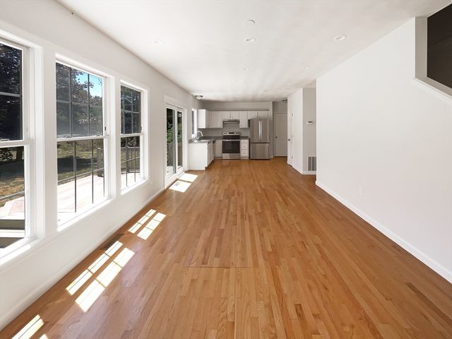 231 Lunns Way, Plymouth, MA 02360