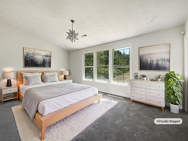 231 Lunns Way, Plymouth, MA 02360
