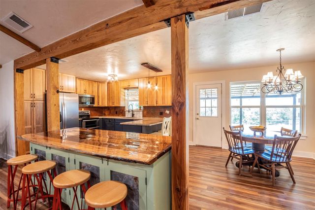 22303 Honeycomb LN, Leander, TX 78641