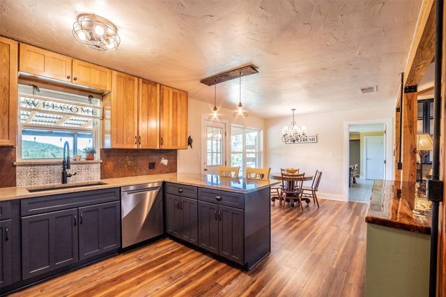 22303 Honeycomb LN, Leander, TX 78641