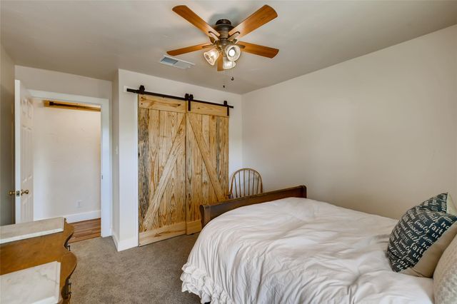 22303 Honeycomb LN, Leander, TX 78641
