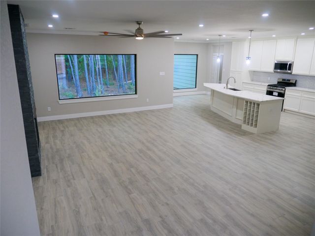 17531 Royal Oak Court, Waller, TX 77484