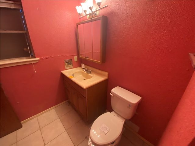 3710 Mendenhall Dr, Corpus Christi, TX 78415