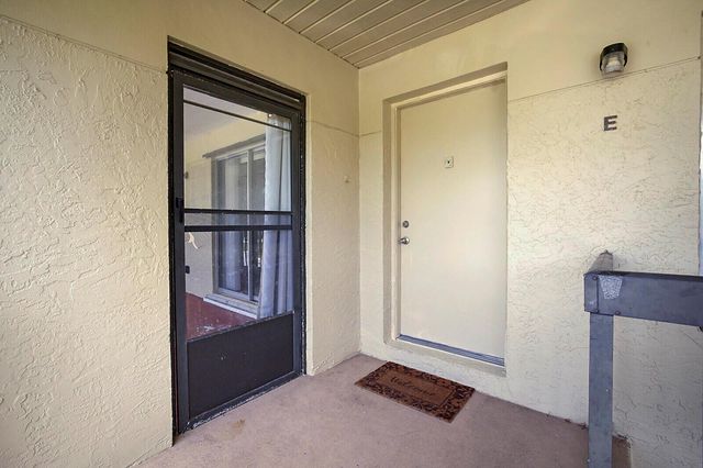 6568 Chasewood Drive E E, Jupiter, FL 33458