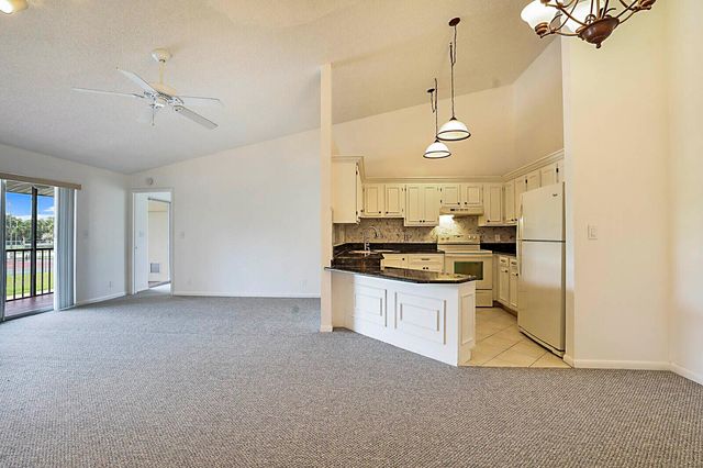 6568 Chasewood Drive E E, Jupiter, FL 33458