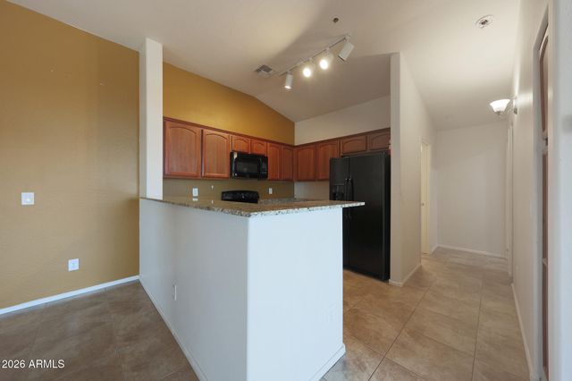 2725 E MINE CREEK Road 2194, Phoenix, AZ 85024