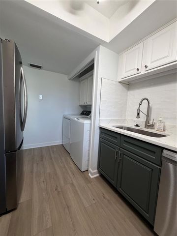 1 WINDRUSH BOULEVARD 93, Indian Rocks Beach, FL 33785