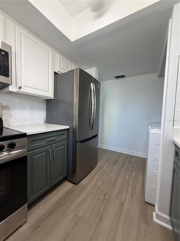 1 WINDRUSH BOULEVARD 93, Indian Rocks Beach, FL 33785