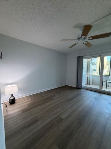 1 WINDRUSH BOULEVARD 93, Indian Rocks Beach, FL 33785