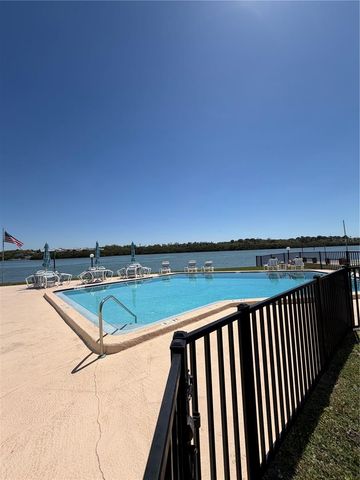 1 WINDRUSH BOULEVARD 93, Indian Rocks Beach, FL 33785