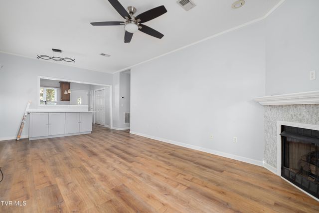 176 South Austin Springs Road 4, Johnson City, TN 37601