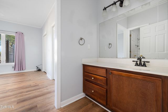 176 South Austin Springs Road 4, Johnson City, TN 37601