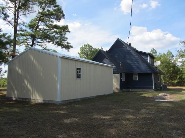 17 Julia Justice Road, Huntsville, TX 77320