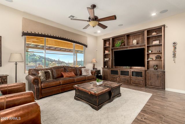 27870 N SILVERADO RANCH Road, Peoria, AZ 85383