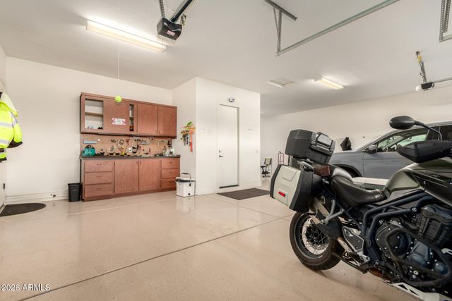 27870 N SILVERADO RANCH Road, Peoria, AZ 85383