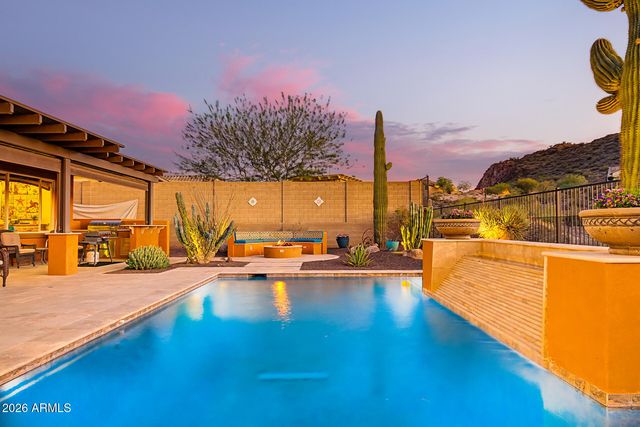 27870 N SILVERADO RANCH Road, Peoria, AZ 85383