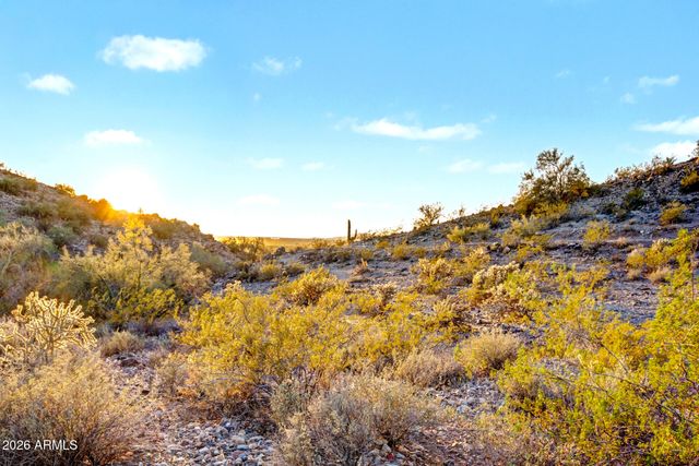 27870 N SILVERADO RANCH Road, Peoria, AZ 85383