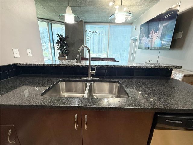 400 W Peachtree Street NW 1011, Atlanta, GA 30308