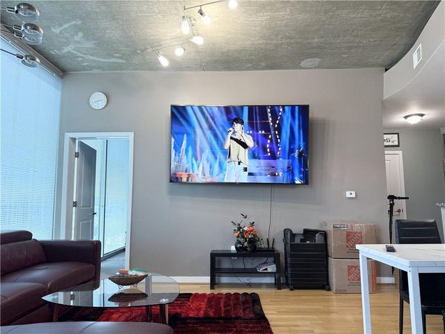 400 W Peachtree Street NW 1011, Atlanta, GA 30308