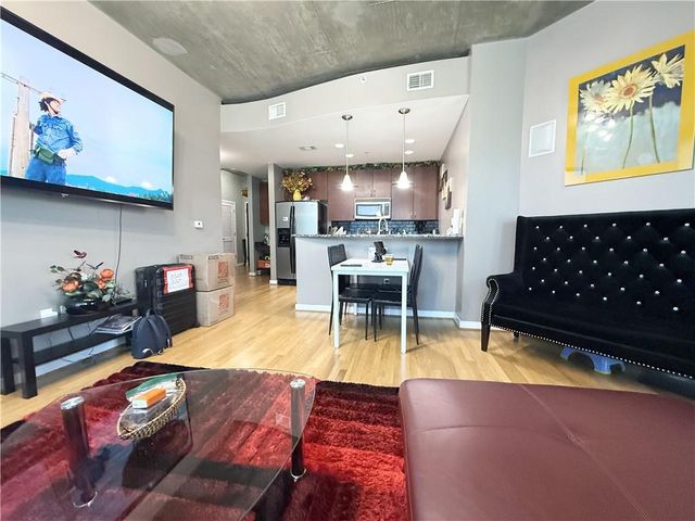 400 W Peachtree Street NW 1011, Atlanta, GA 30308