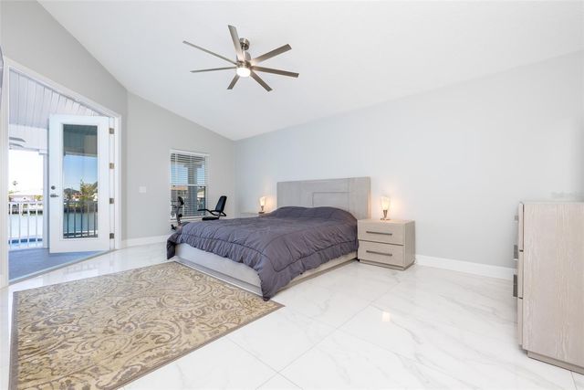 11850 7TH STREET E, Treasure Island, FL 33706