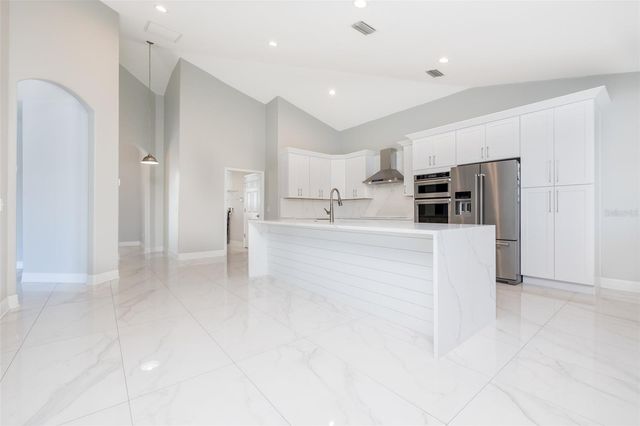 11850 7TH STREET E, Treasure Island, FL 33706