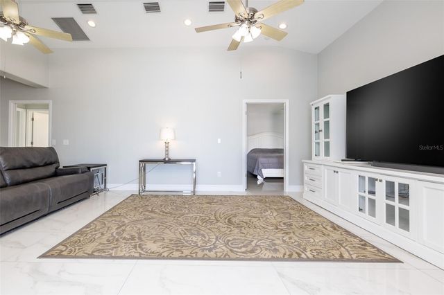 11850 7TH STREET E, Treasure Island, FL 33706