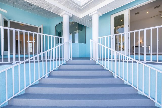 11850 7TH STREET E, Treasure Island, FL 33706