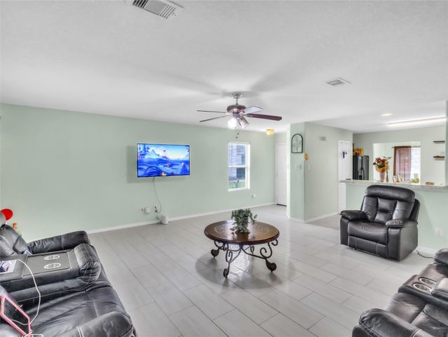 10515 Ince Lane, Houston, TX 77040
