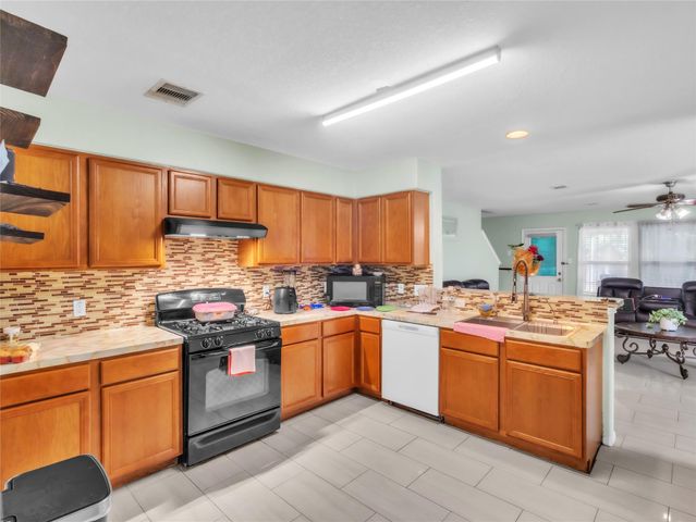 10515 Ince Lane, Houston, TX 77040