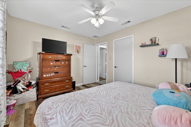 5619 Waterview Drive, Arlington, TX 76016