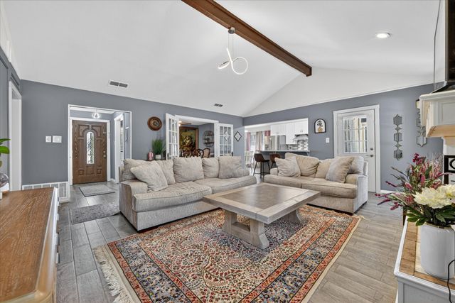 5619 Waterview Drive, Arlington, TX 76016