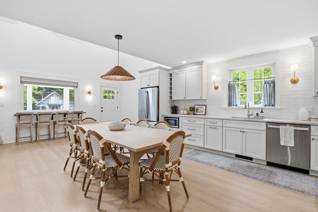 234 Paradise Drive, Moultonborough, NH 03254