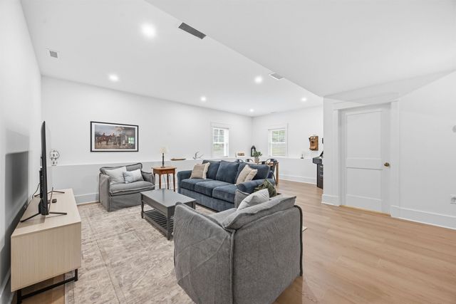 234 Paradise Drive, Moultonborough, NH 03254