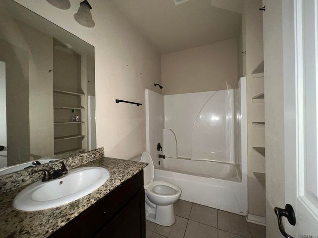 13876 Avocado Dr, Denham Springs, LA 70726