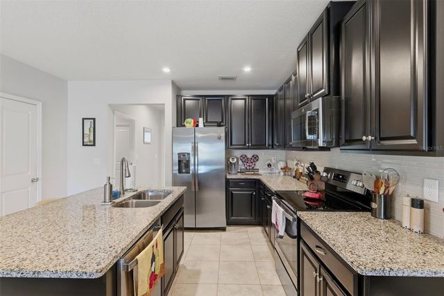 17804 TURNING LEAF CIRCLE, Land O Lakes, FL 34638