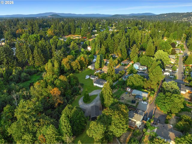 8687 Se 55TH Ave, Portland, OR 97206