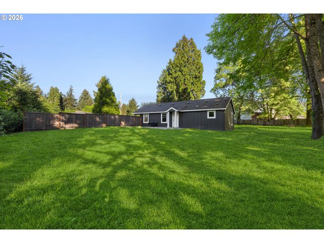 8687 Se 55TH Ave, Portland, OR 97206